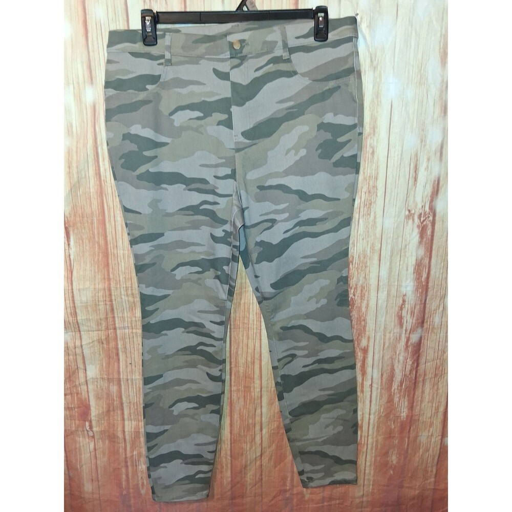 NWT Time & Tru Camo High Rise Taper Pants Sz XXL